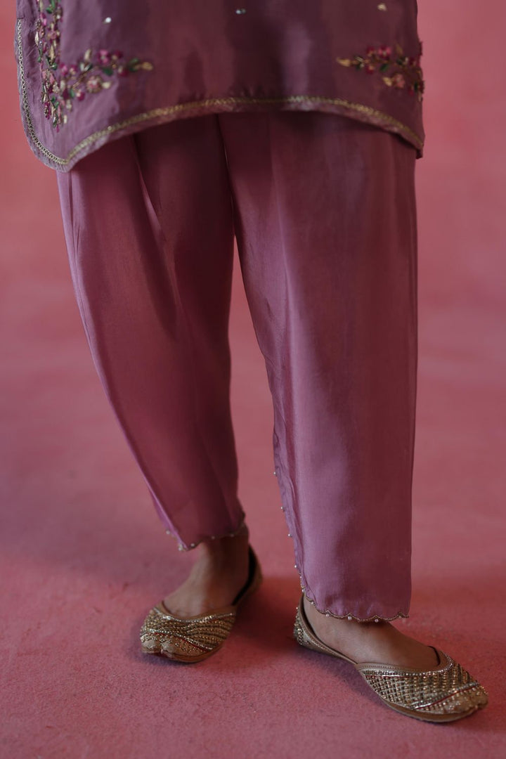 Kewra Kurta Set