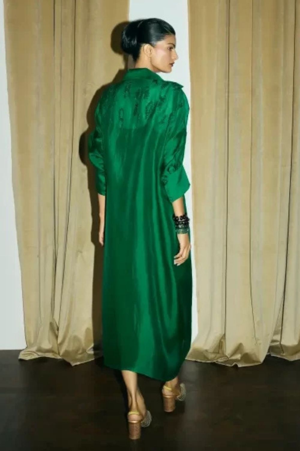 “Moulin” Peegee Shirt with Slip