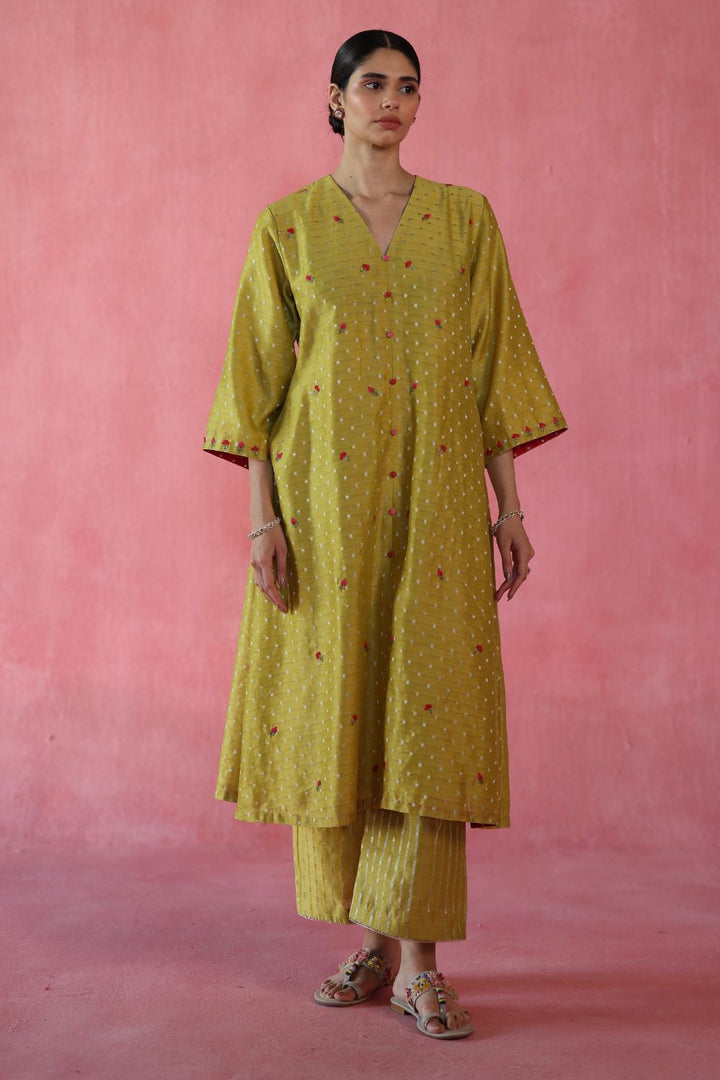 Zaafran Kurta Set