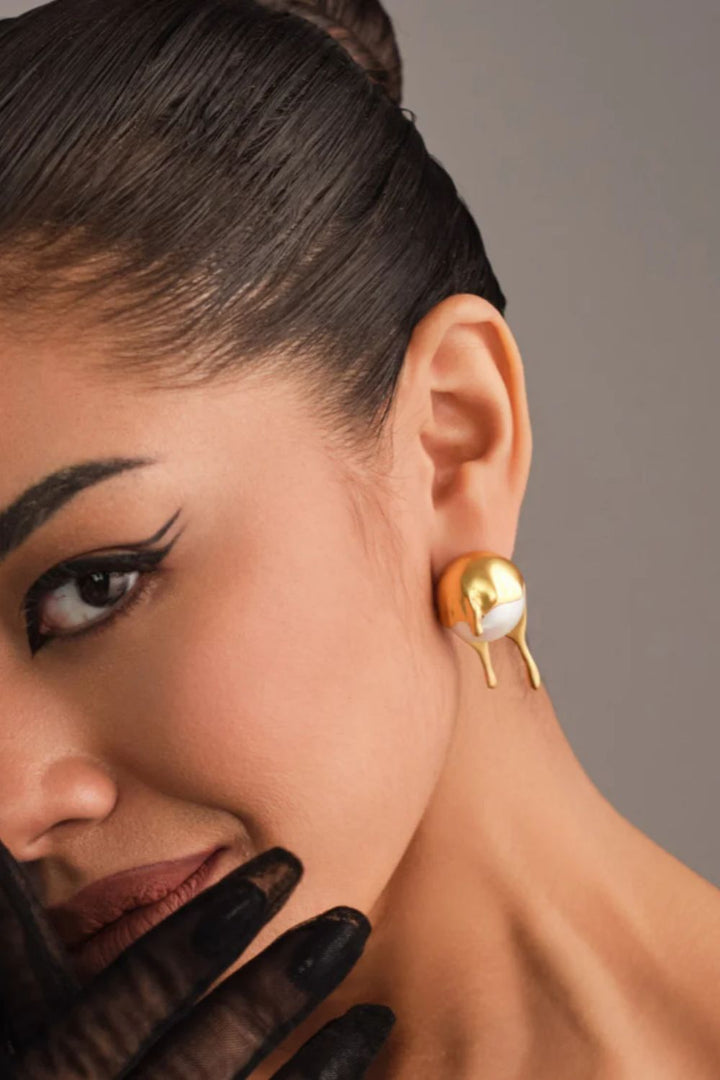Tapsee Pannu  in Melting Studs