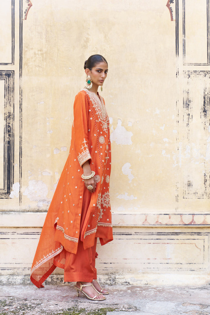 Kesariya Moon Kurta Set