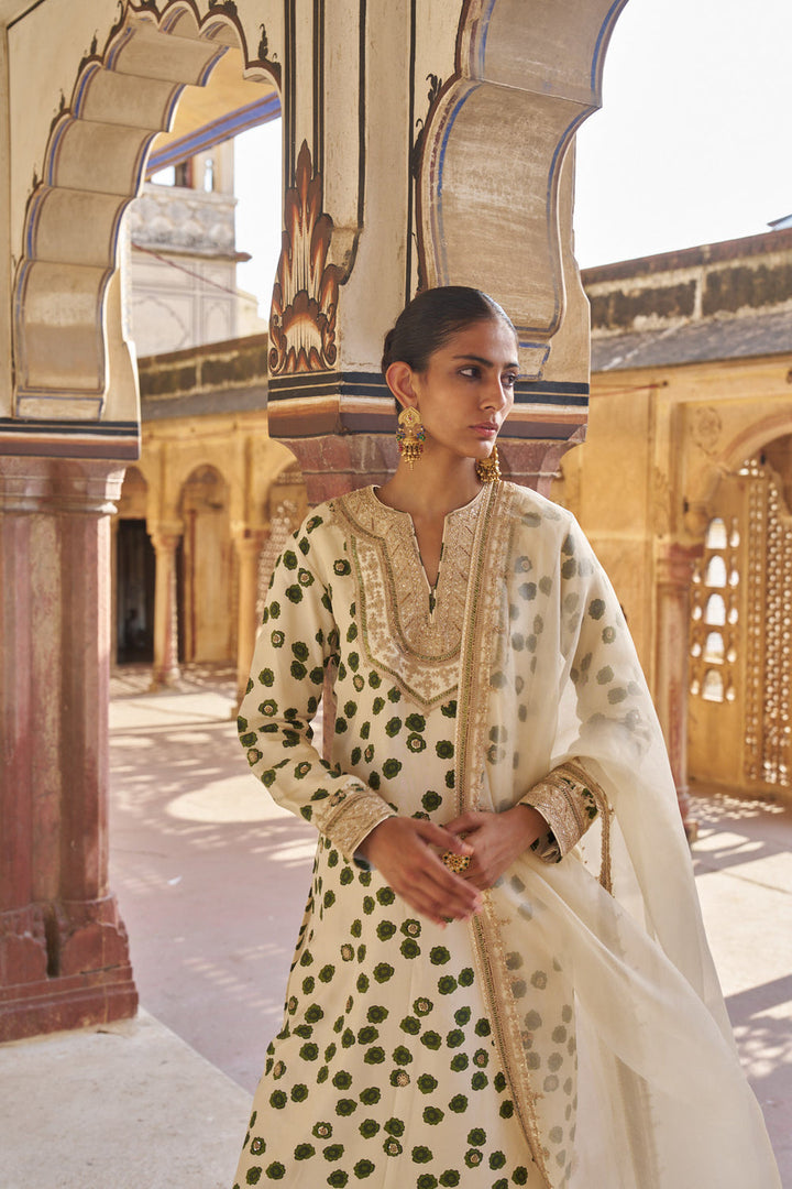 Leher Ivory Straight Kurta Set