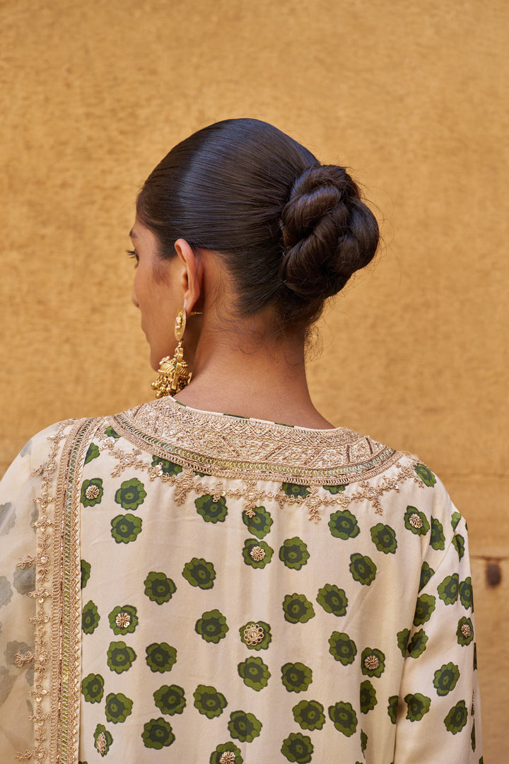 Leher Ivory Straight Kurta Set