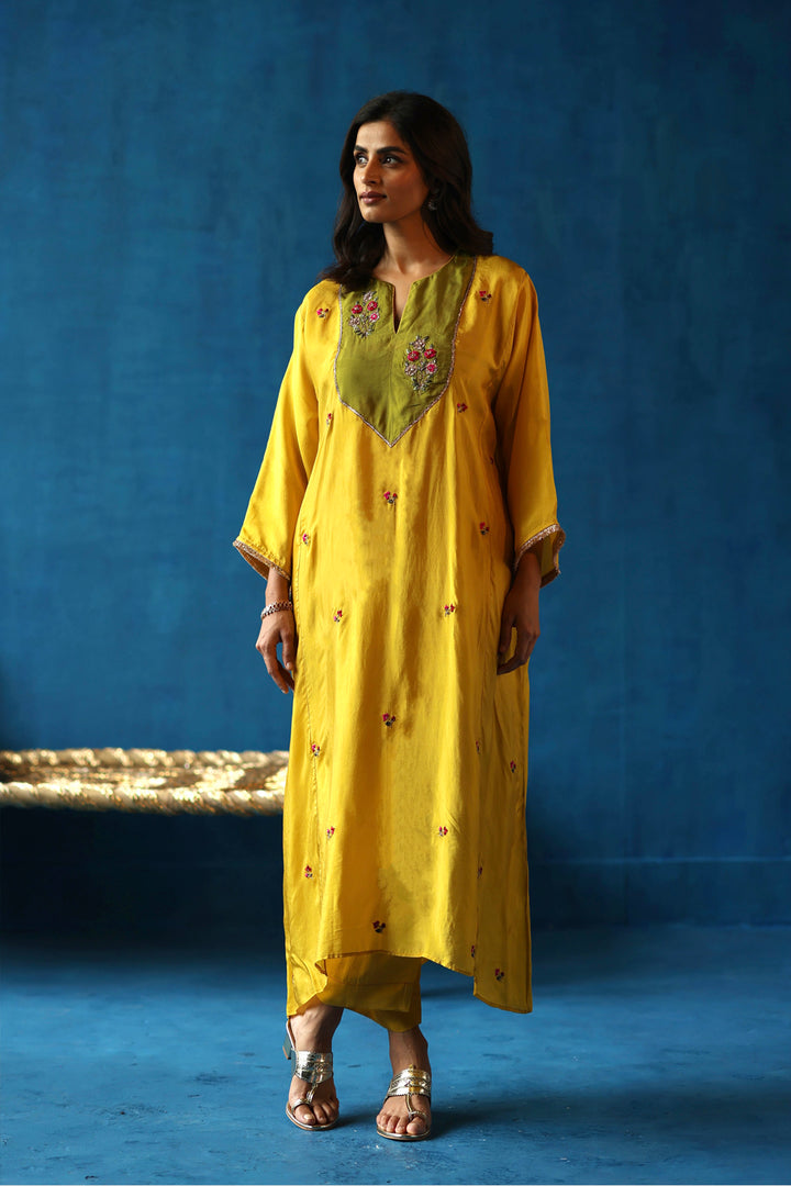 Imly Yellow Phiran Set