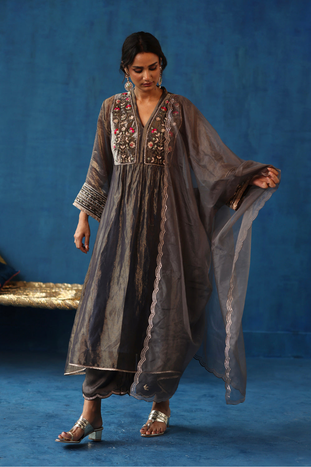 Jaljeera Grey Kurta Set