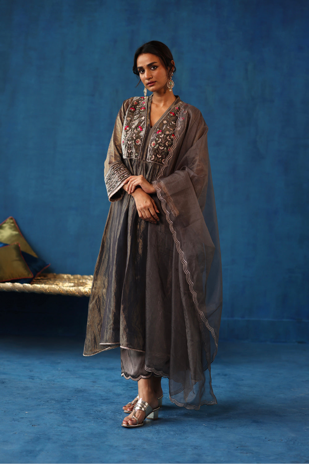 Jaljeera Grey Kurta Set