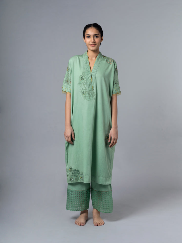 Calista Kurta