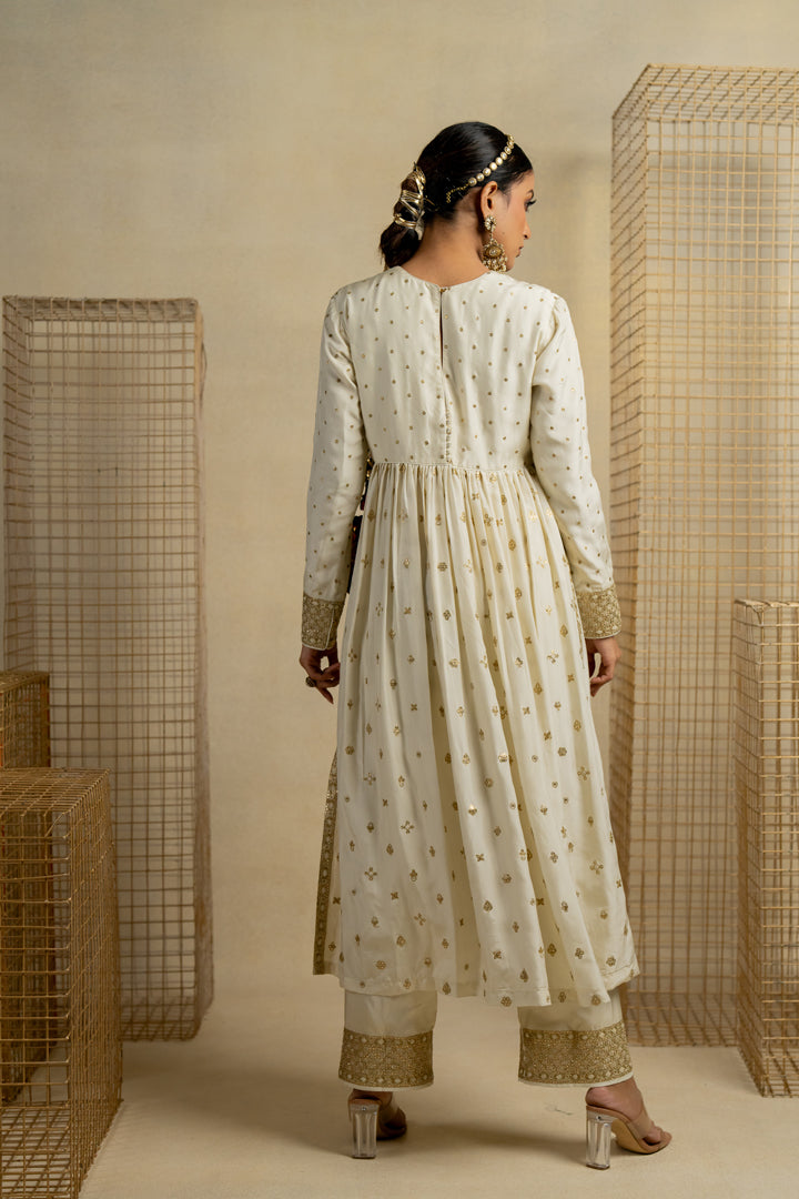 Abil Side Cut Anarkali With Palazzo