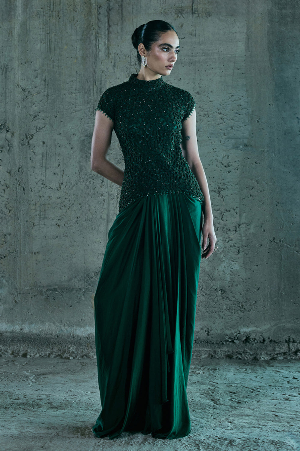 Elegant Indian Dresses for Women Perfect Wedding Collection Bombaim Elegant Indian Dresses for Women Perfect Wedding Collection Bombaim