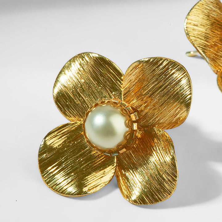 Daye Earrings