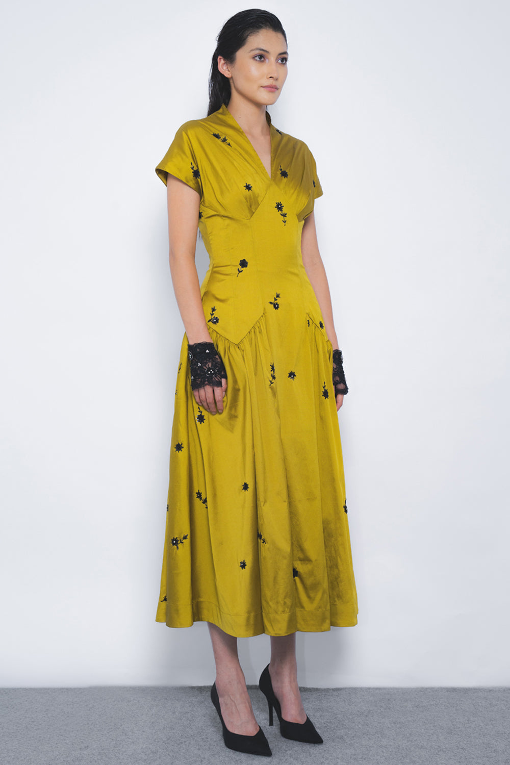 Oka Midi Dress