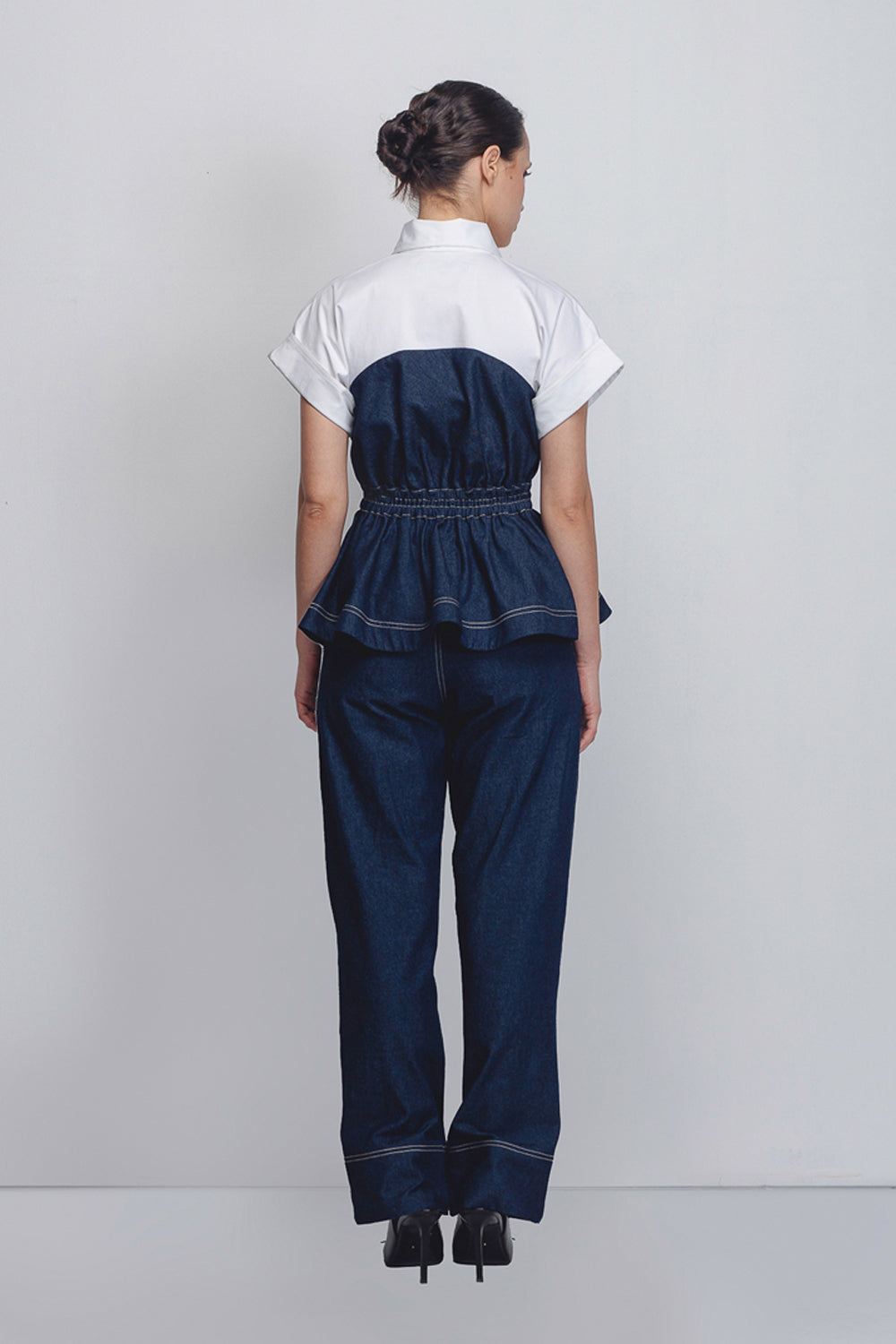 Cup Jeans