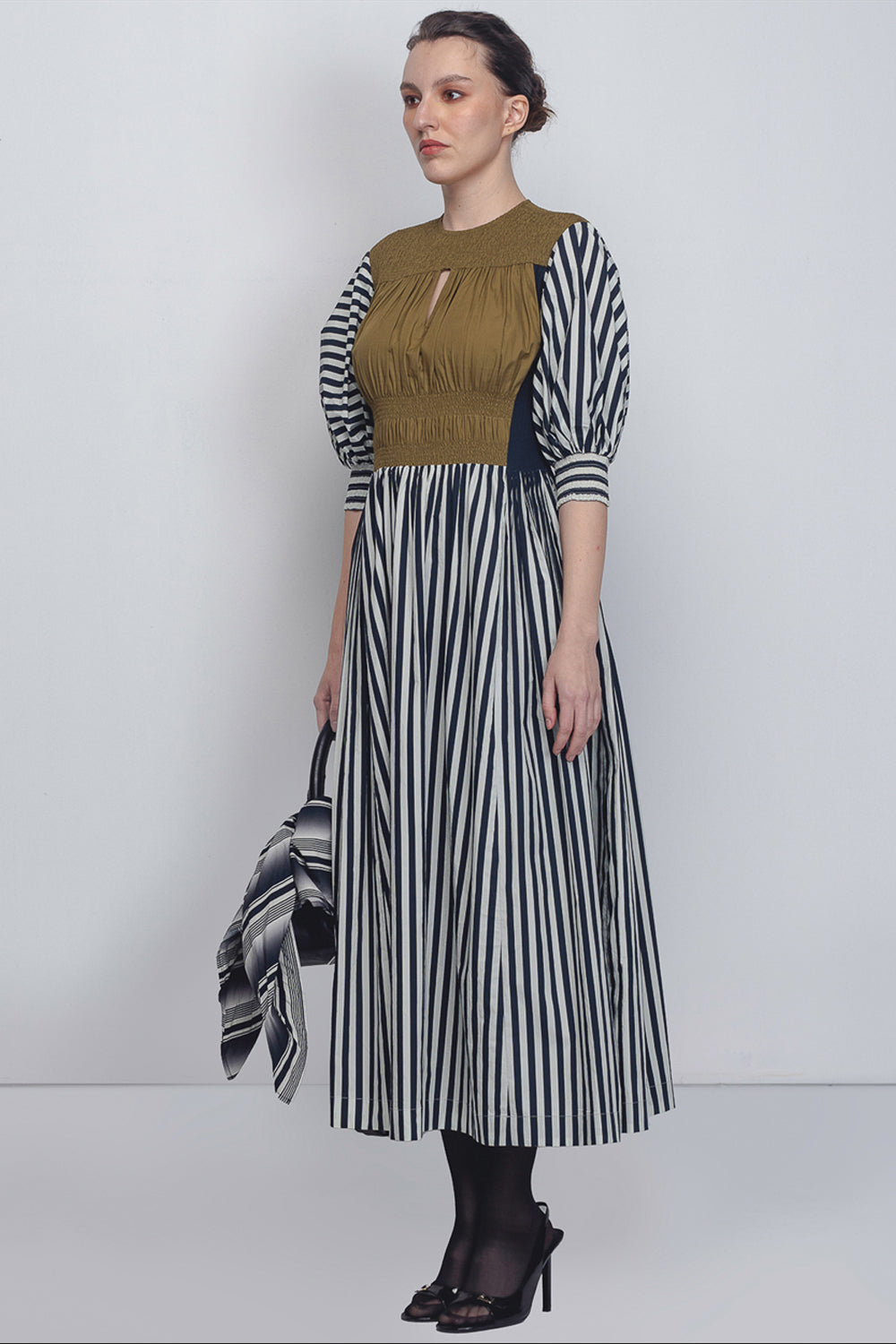 Beri Dress