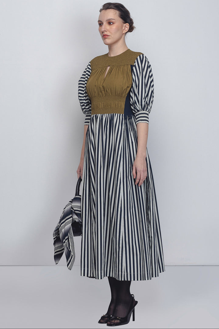 Beri Dress