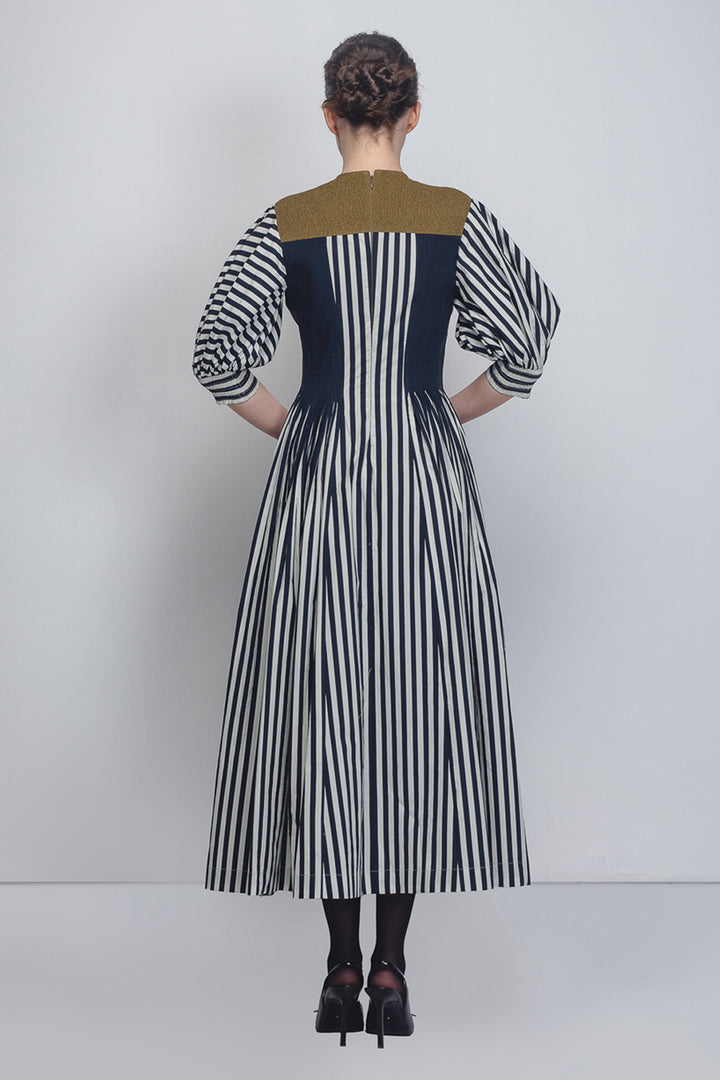 Beri Dress
