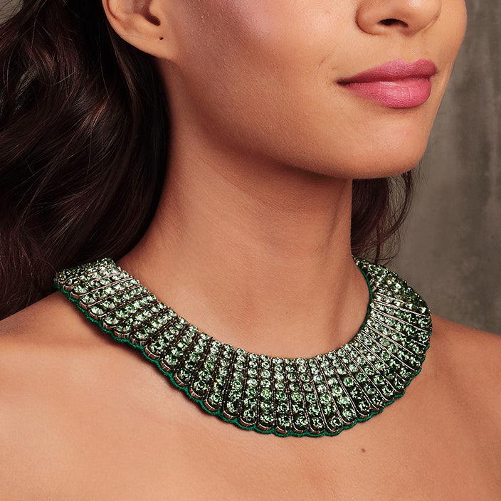 THE EMERALD FADE CHOKER