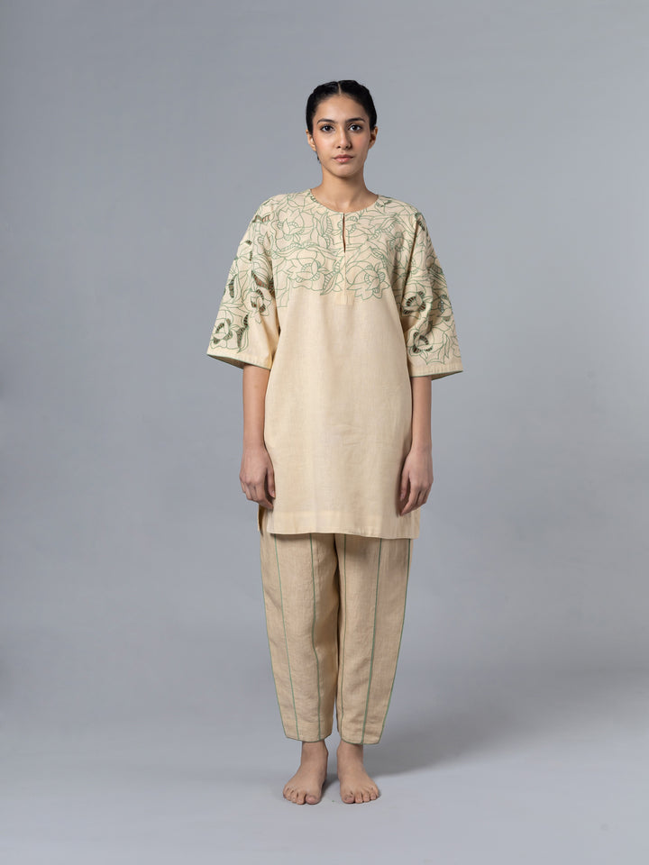 Estela Kurta