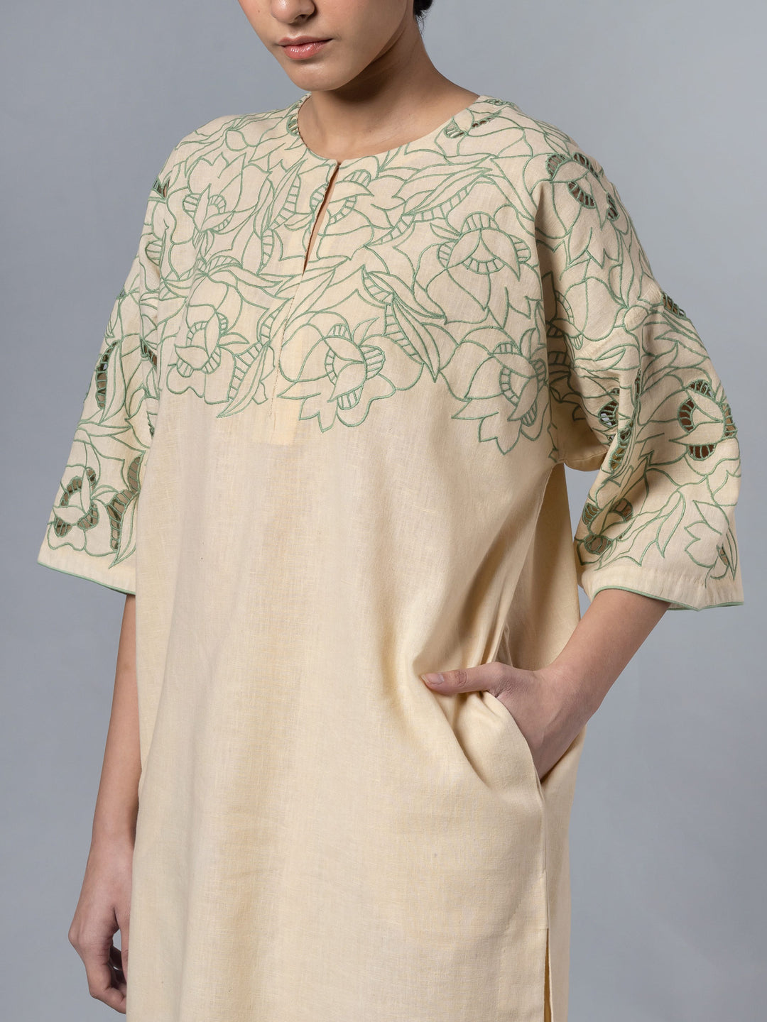 Estela Kurta