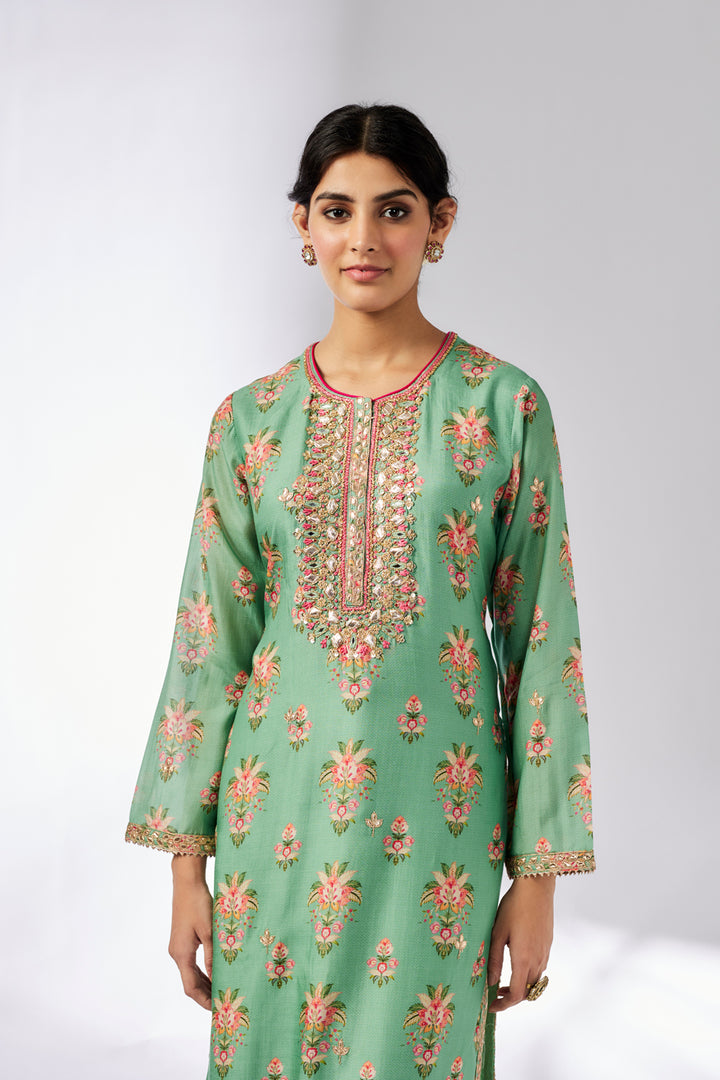 Dhara Tunic