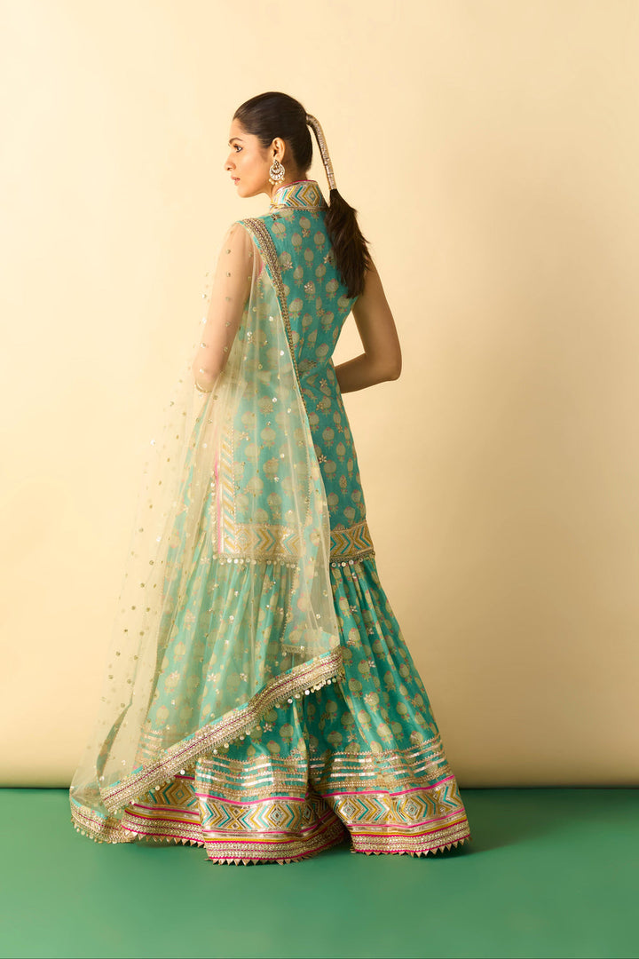Aarvi Sharara Set