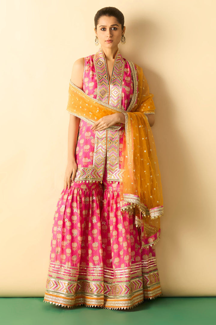 Aarvi Sharara Set