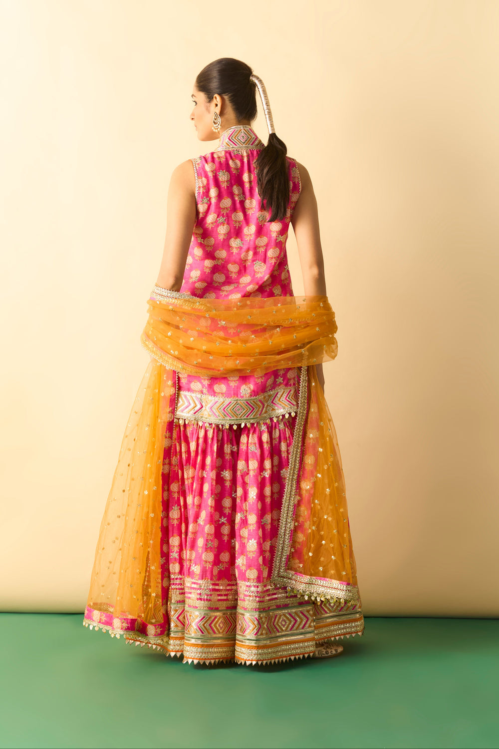 Aarvi Sharara Set