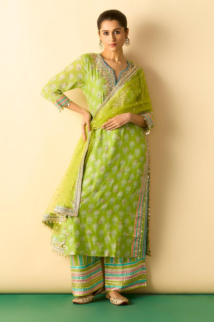 Dwiti Kurta Set