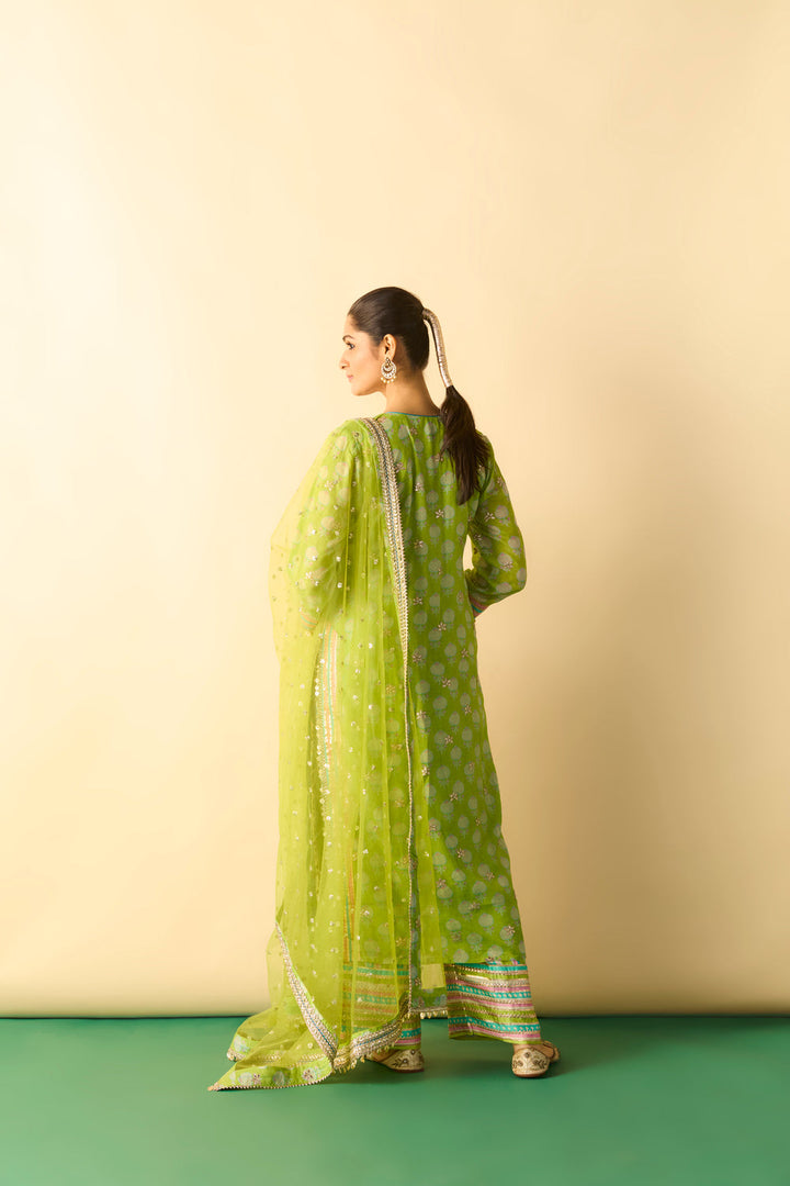 Dwiti Kurta Set