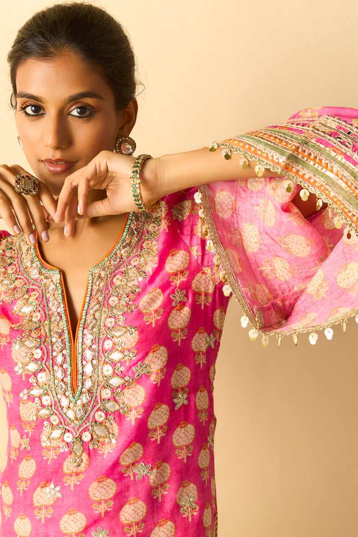 Dwiti Kurta Set