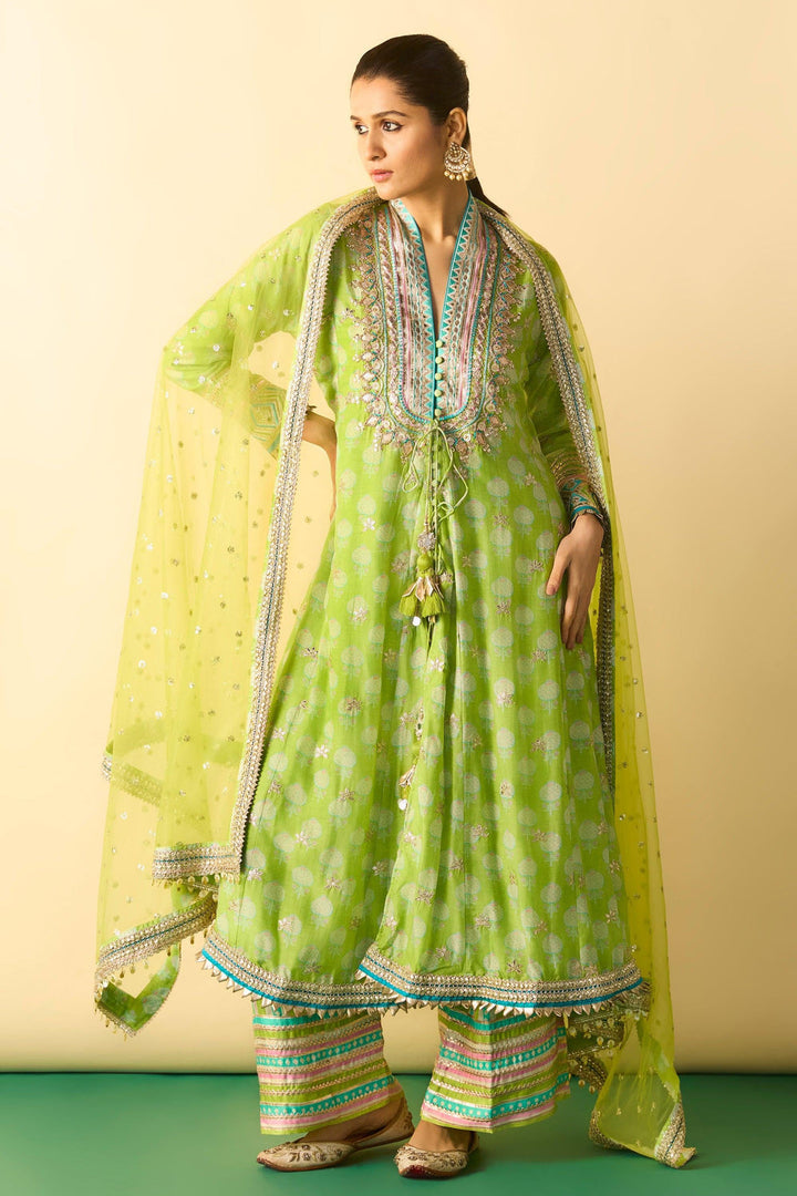 Binita Pallazo Set