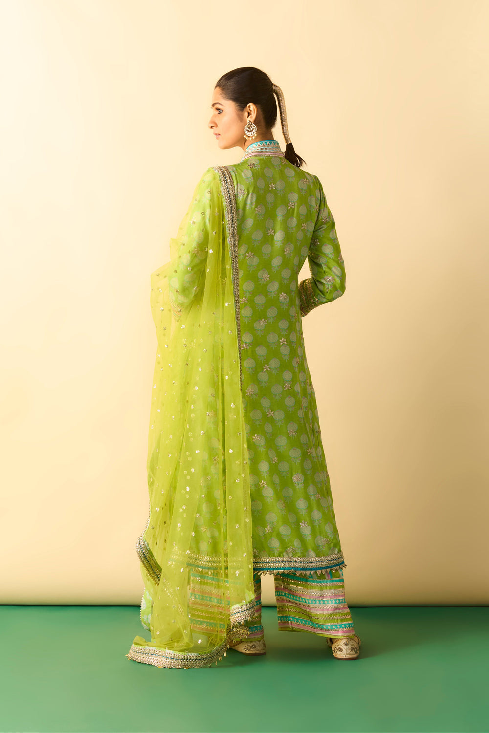 Binita Pallazo Set
