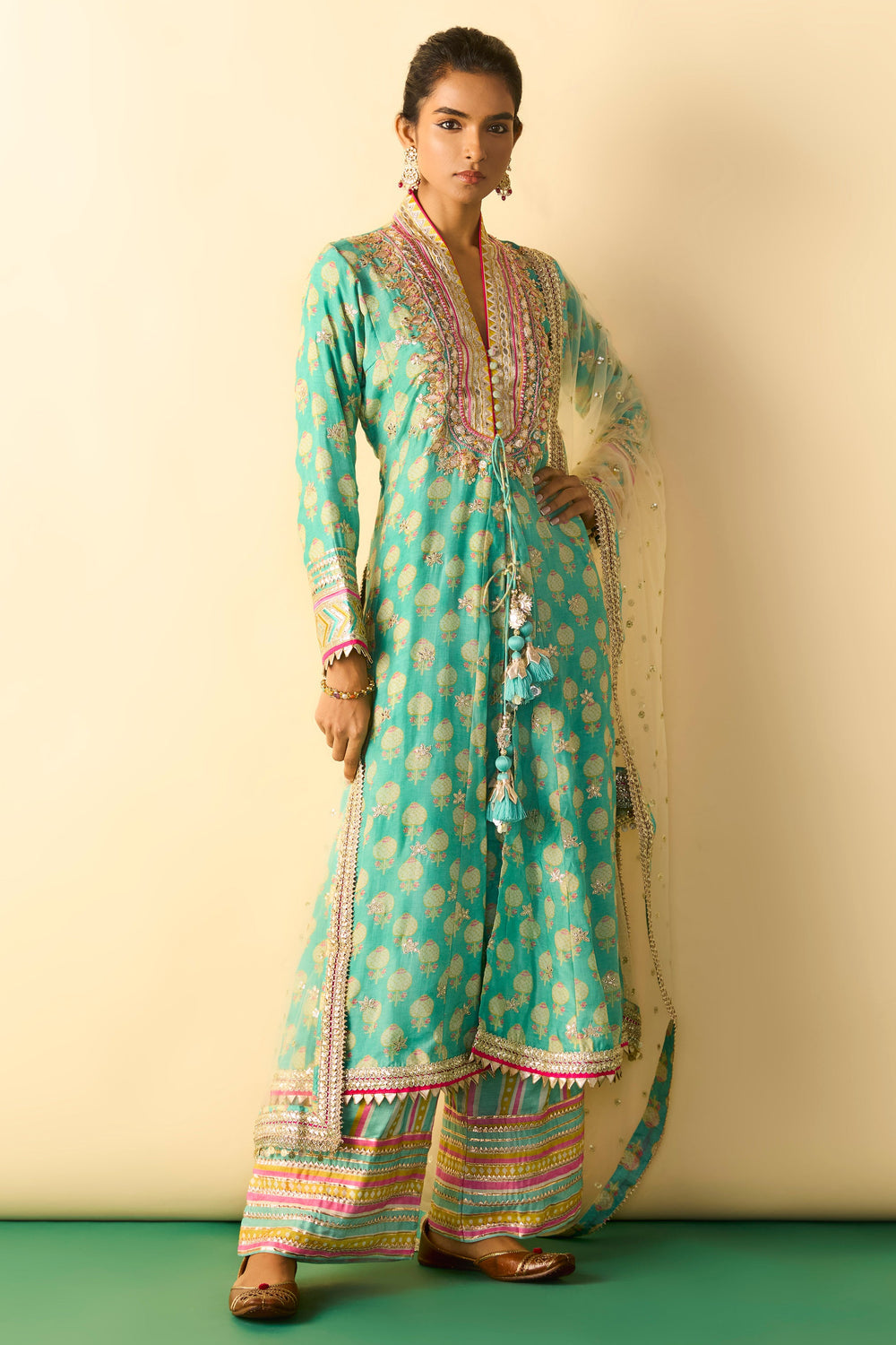 Binita Pallazo Set