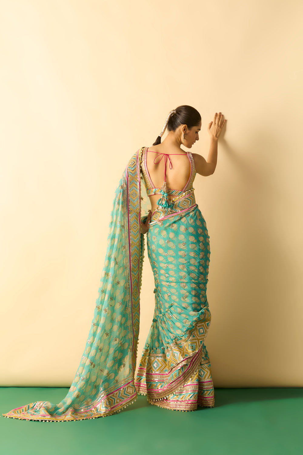 Jasleen Saree Set