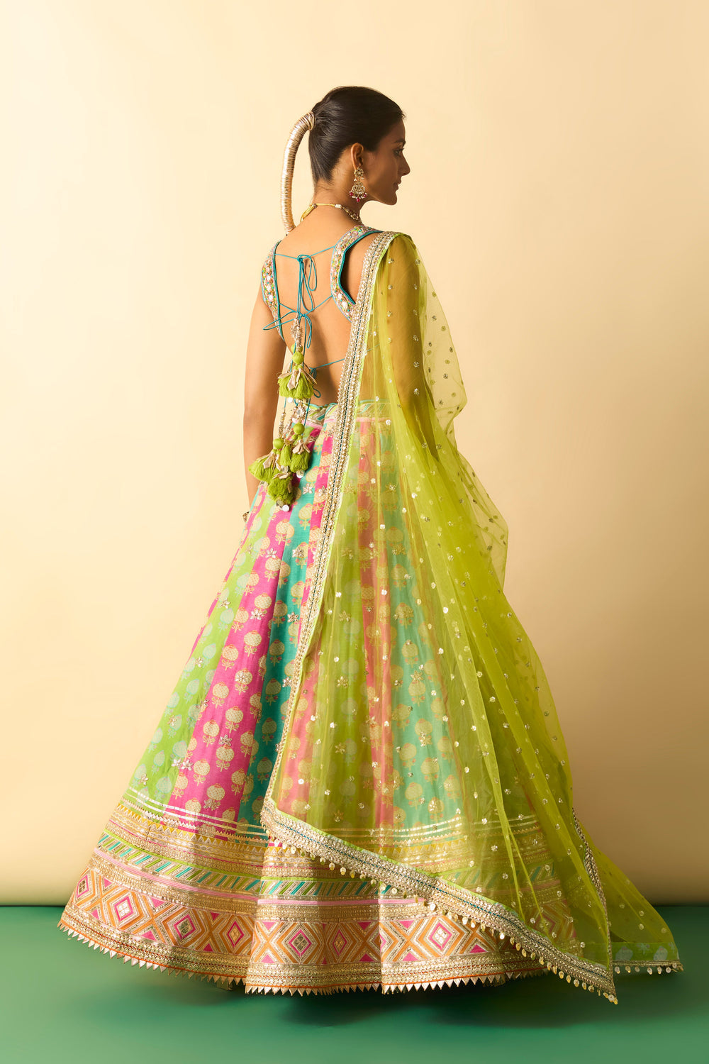 Shyama Lehenga Set