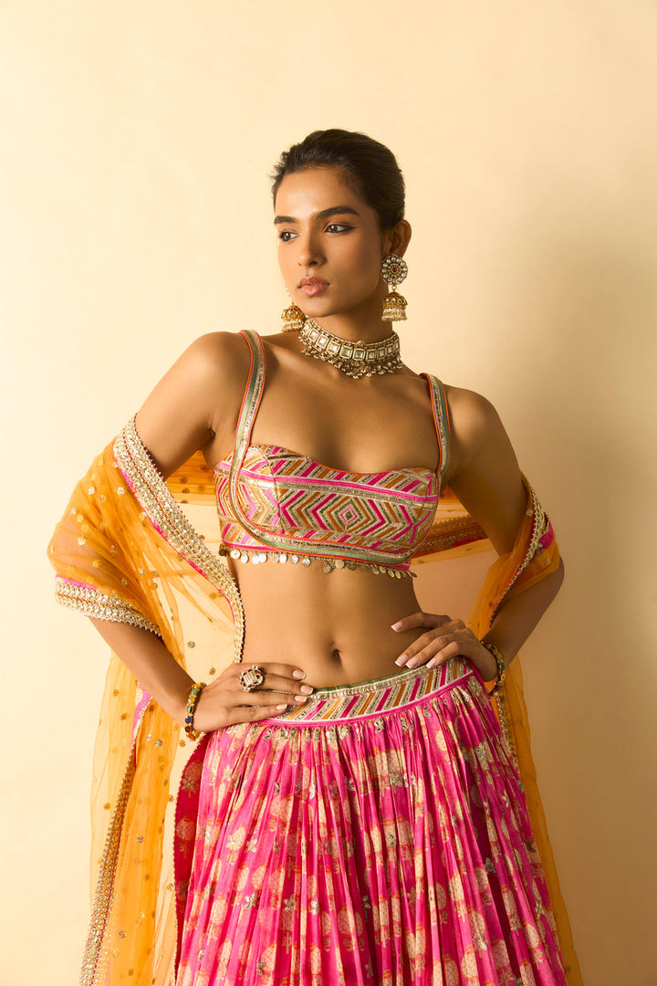 Mannat Lehenga Set