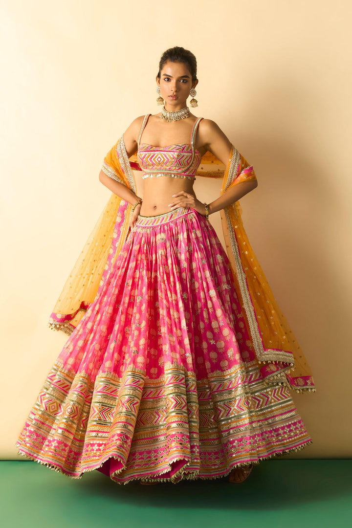 Mannat Lehenga Set