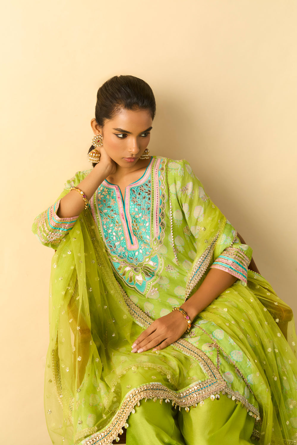 Anvi Farshi Set