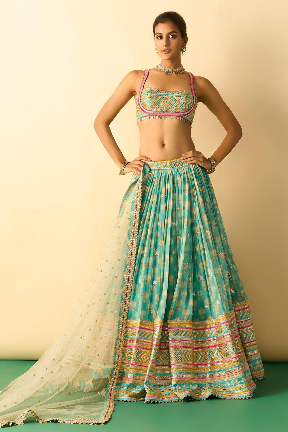 Mannat Lehenga Set