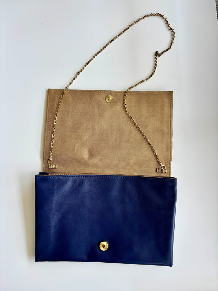 THE FERRARA CLUTCH