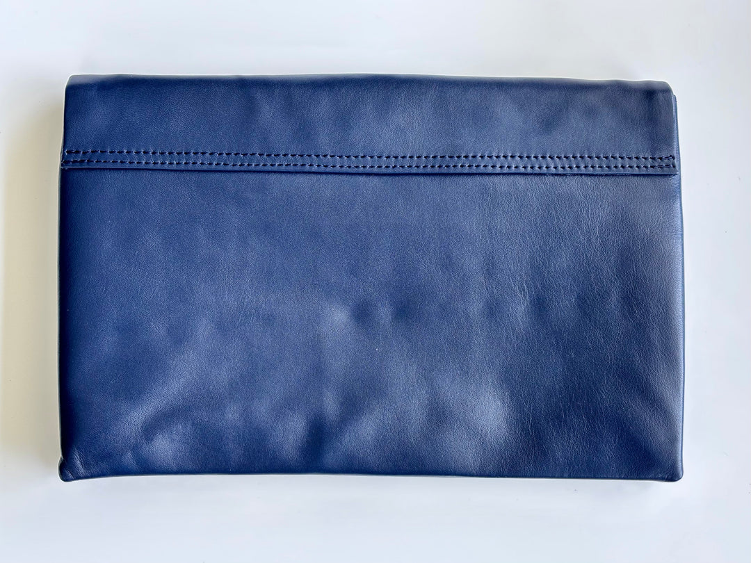 THE FERRARA CLUTCH