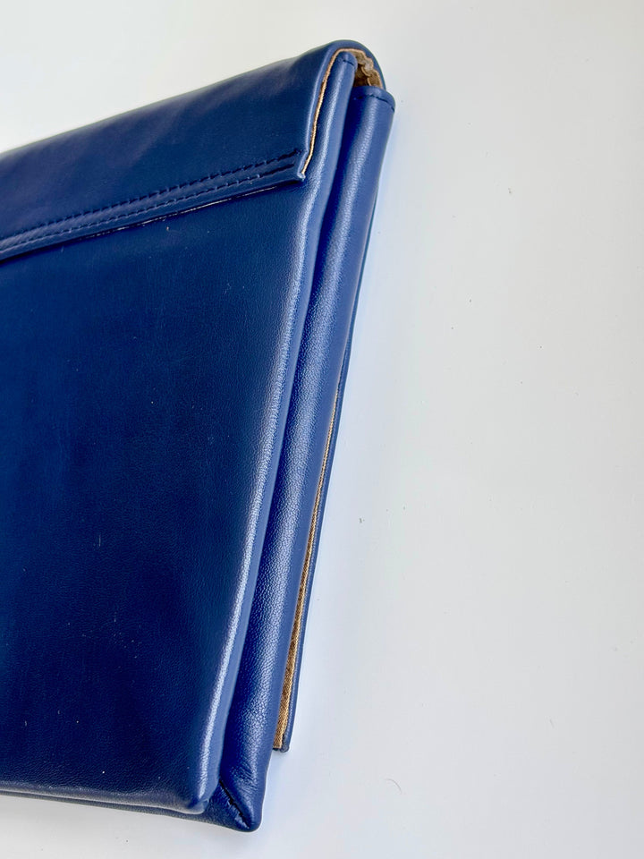 THE FERRARA CLUTCH