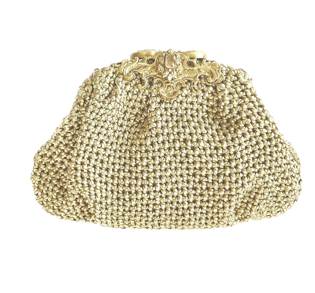 THE BELLE CLUTCH