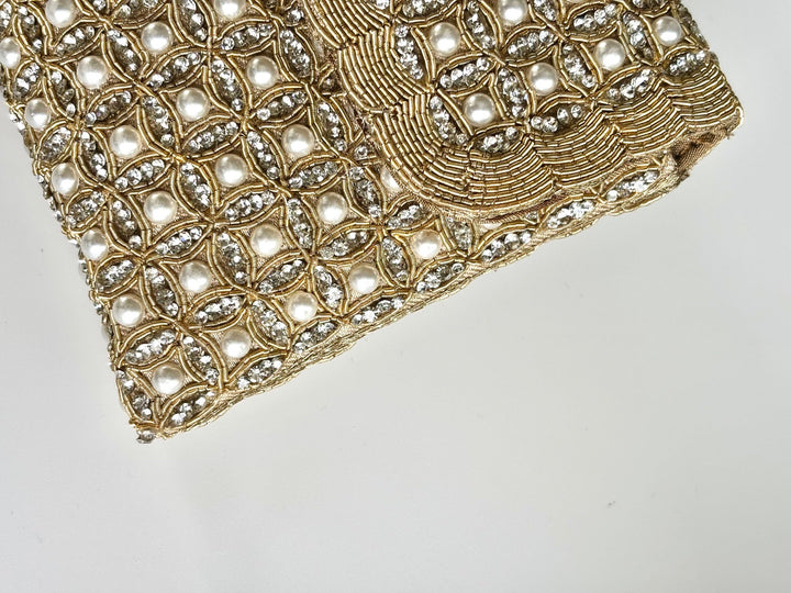 THE CARA CLUTCH