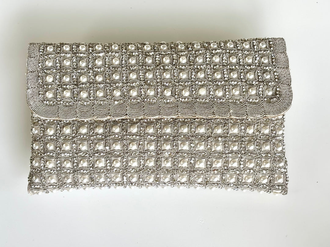 THE CARA CLUTCH