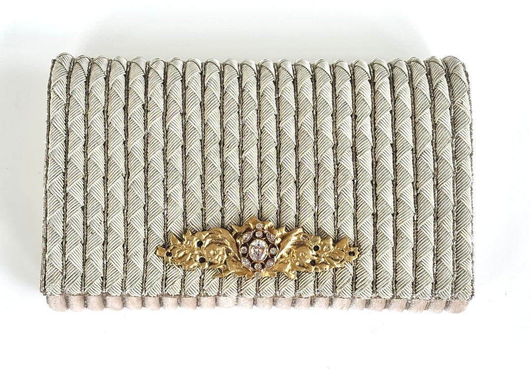 THE CORDA CLUTCH