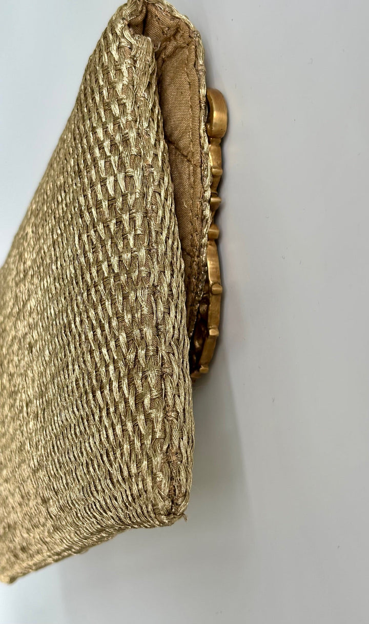 THE FIORA CLUTCH