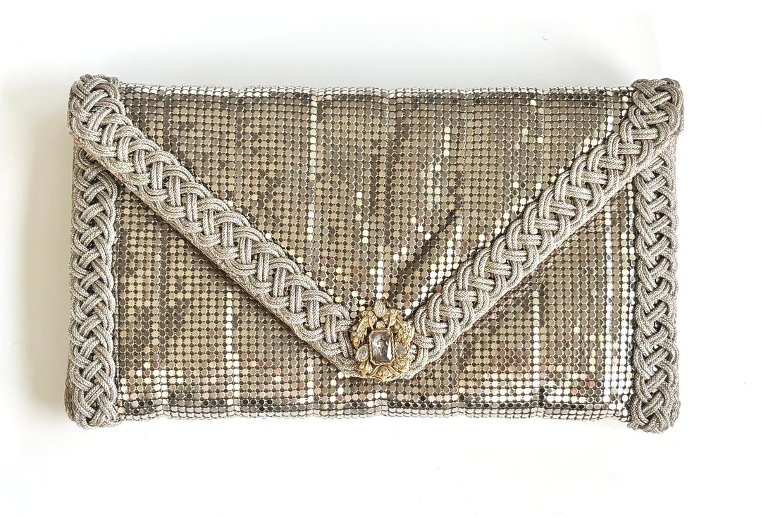 THE MILANESI CLUTCH
