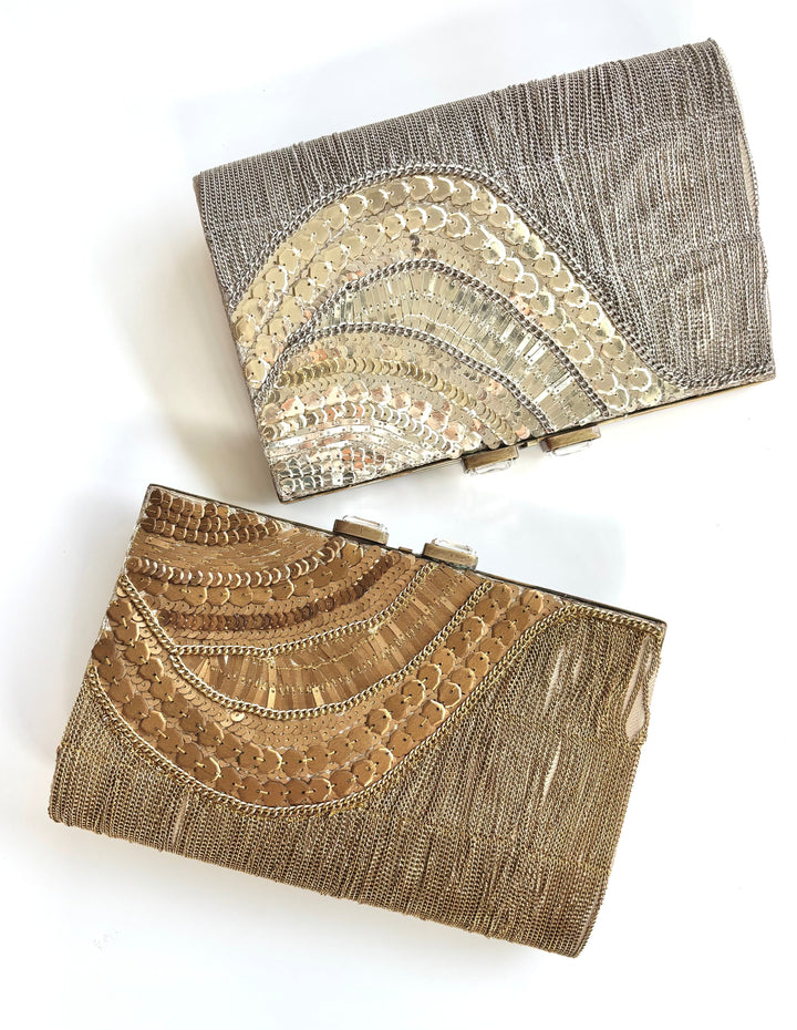 THE ARCHE CLUTCH