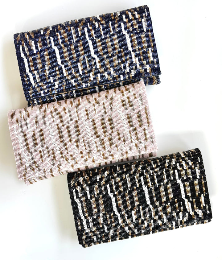 THE GRAPHIQUE CLUTCH