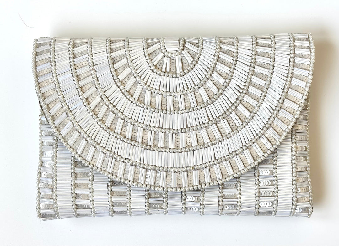 THE SOLEIL CLUTCH